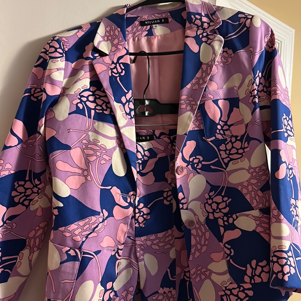 WILLIAM B PINK AND PURPLE FLOWER PANTSUIT SET JACKET SIZE S AND NWT PANTS SIZE 2